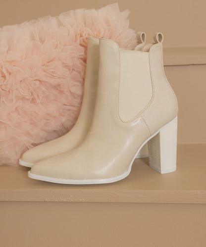 - Chelsea Boot Heel